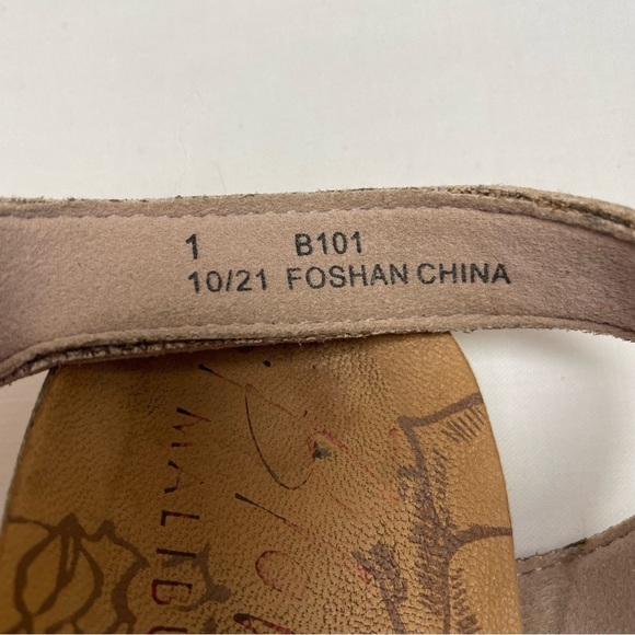 Blowfish Sandals Tan Velcro Girls Size 1 - Picture 7 of 9